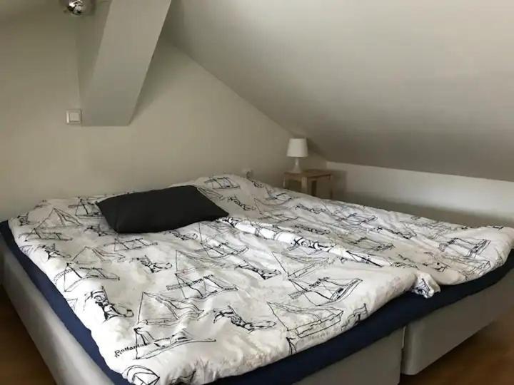 Lilla Gaeststugan Uppsala Zewnętrze zdjęcie