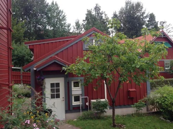 Lilla Gaeststugan Uppsala Zewnętrze zdjęcie